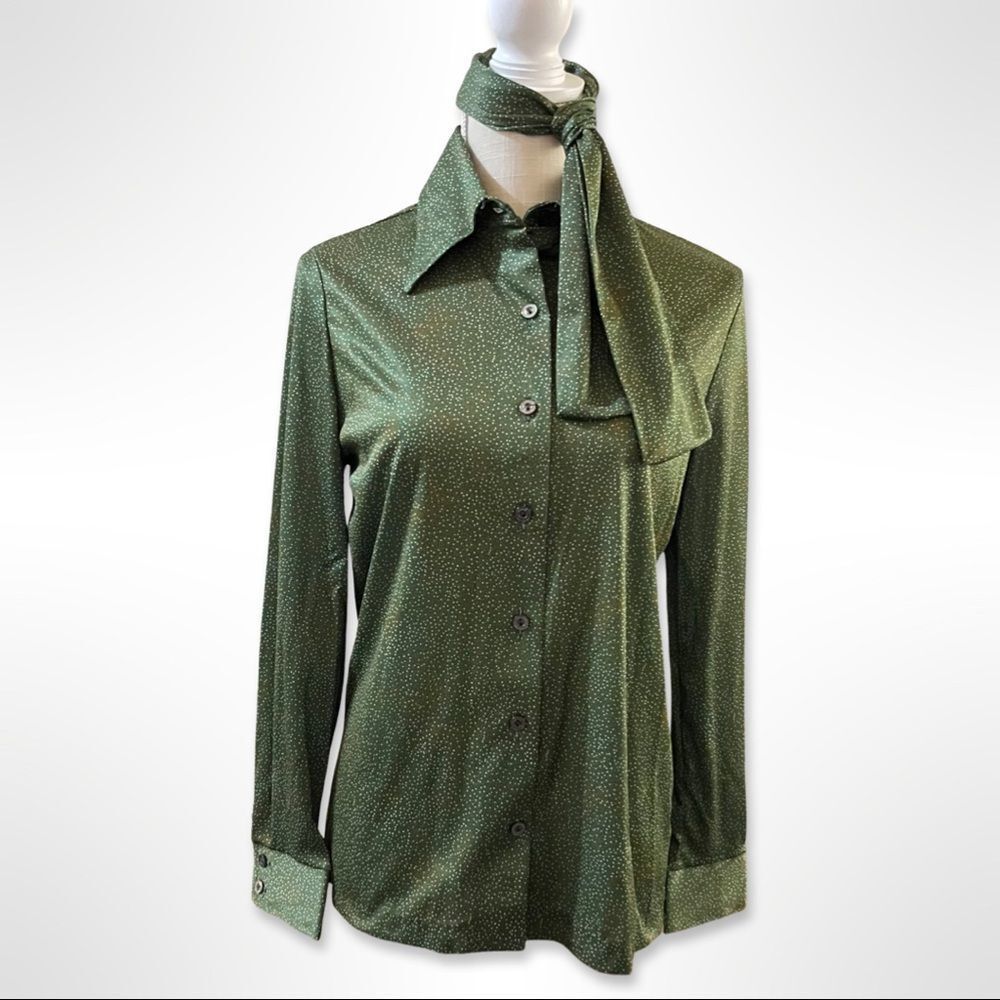 𝅺vintage Deadstock 70’s Women’s Green Button Down Shirt with Neck Tie